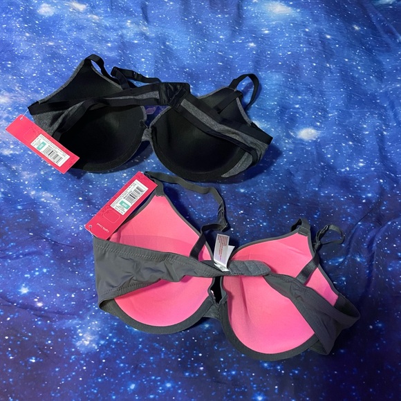 NWT!!! Women’s 2-piece BUNDLE light and dark grey bras - both sizes 38B💥💥 - Picture 2 of 2